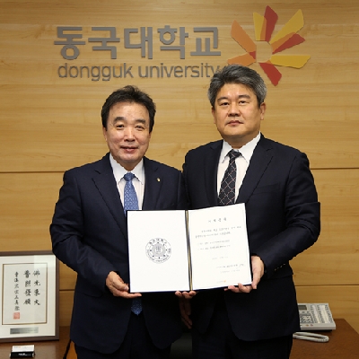 하현 ㈜카리스국보 대표, 후배들을 위해 장학금 3천만원 기부