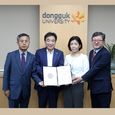 경찰사법대학‧약학대학‧미래융합대학 교수 일동, 코로나19극복장학 기부